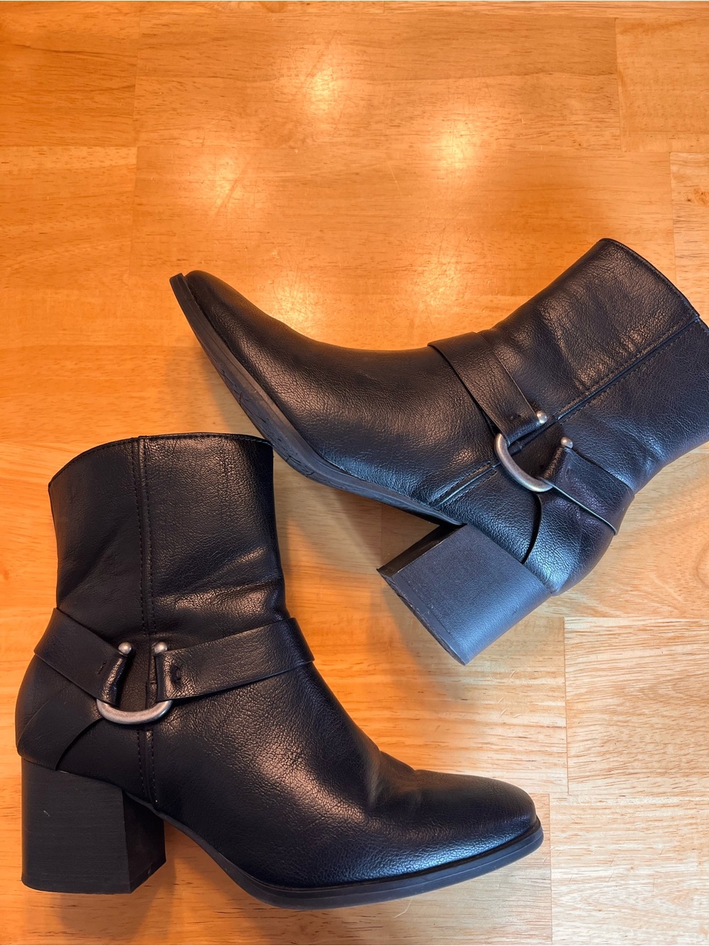 BareTraps Black Leather Mid-Heel Ankle Booties